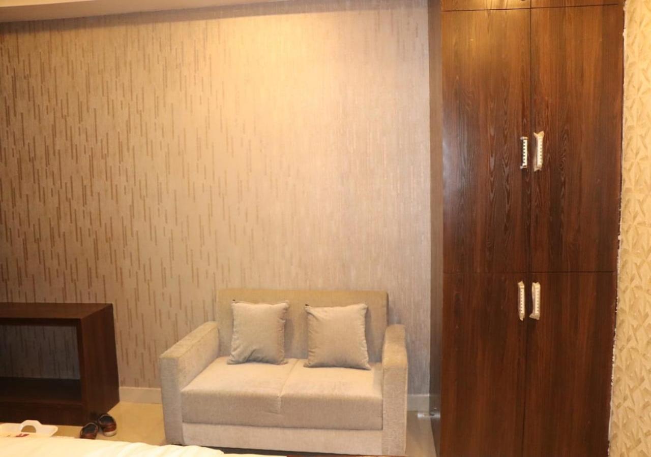 Hotel Angina Kalkutta Kültér fotó